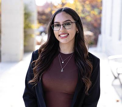 outdoor headshot portrait of Jaylin Gonzalez