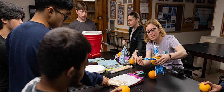 Anna Pfeiffer-Herbert and HS student visitors