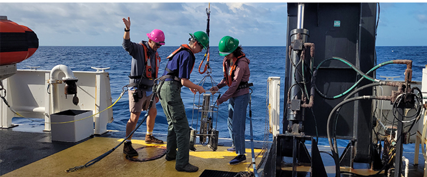 Students on Inaugural NOAA Cruise