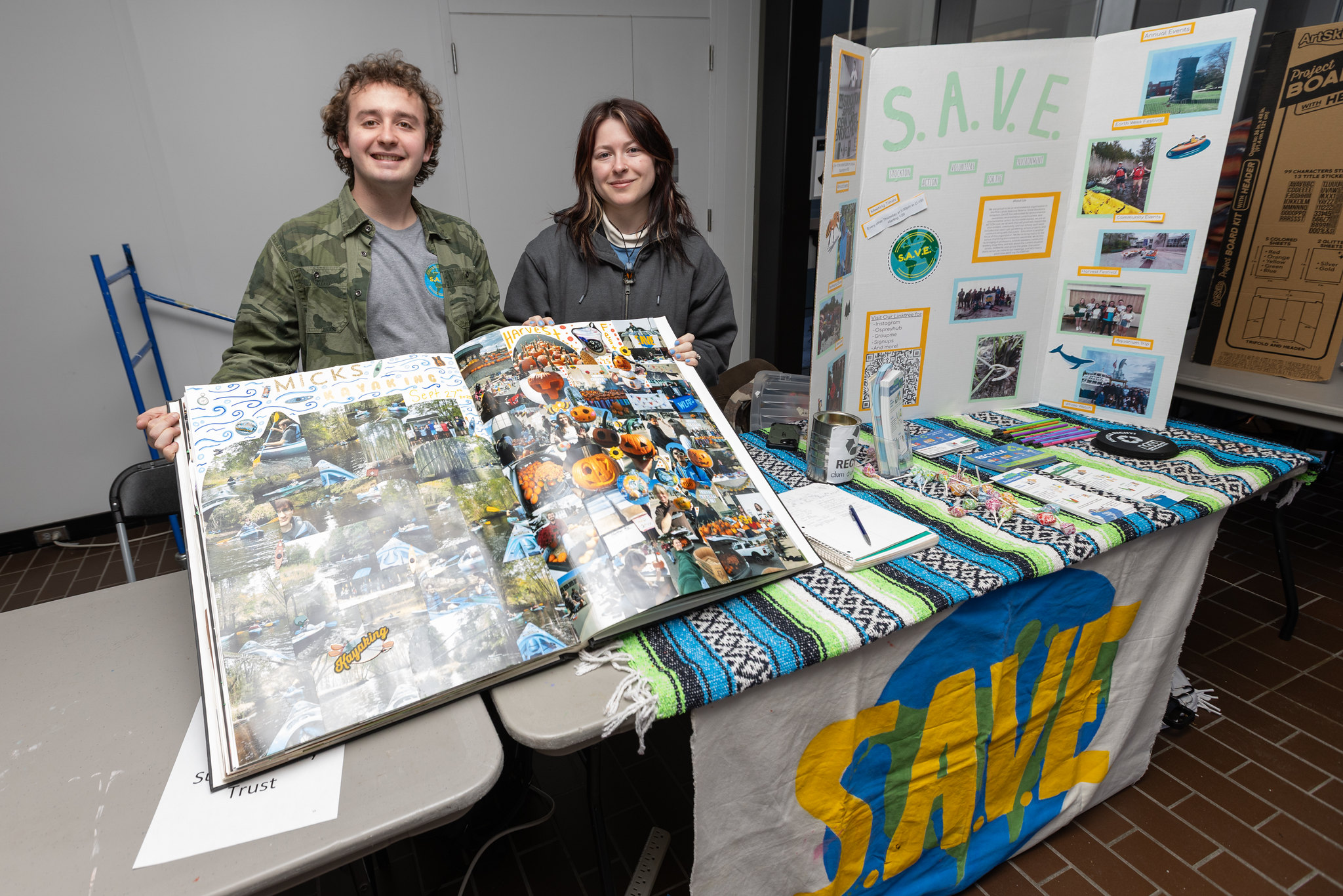 club members during Get Involved Fair tabling