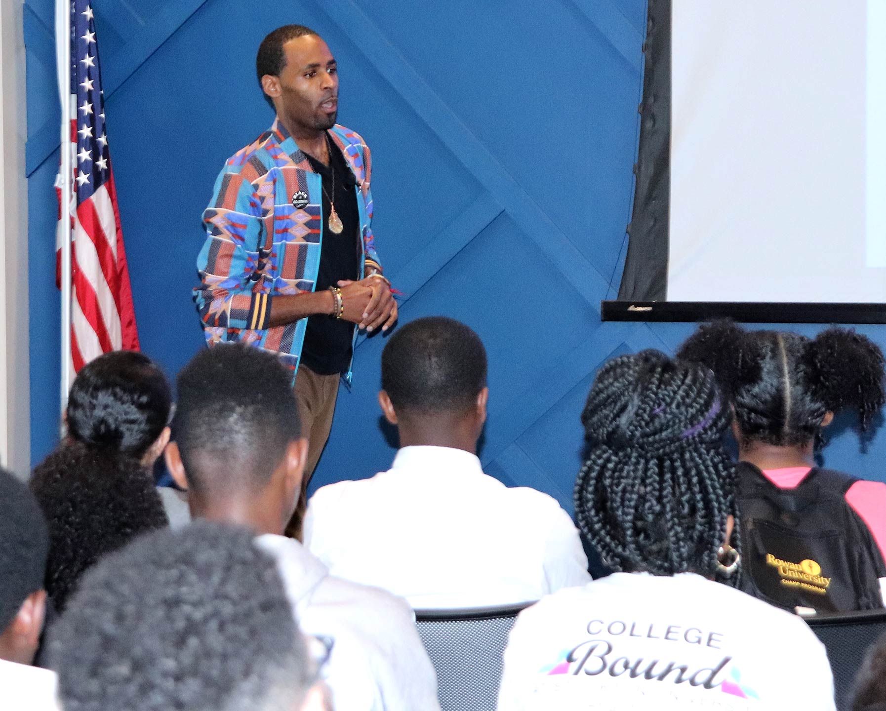 Akeem Lloyd speaks to students 