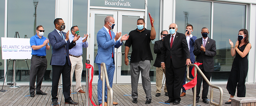Atlantic City Mayor and Stockton alumnus Marty Small cuts the ribbon for the new ECO Center with representatives of Stockton, Atlantic Shores Offshore Wind LLC and the N.J. Board of Public Utilities.